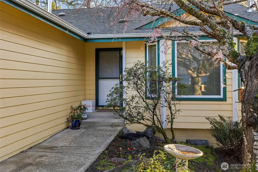 10626 25th Place NE Lake Stevens WA 98258