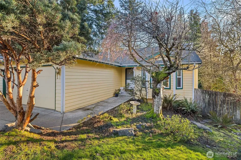 10626 25th Place NE Lake Stevens WA 98258