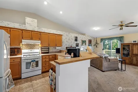 10626 25th Place NE Lake Stevens WA 98258