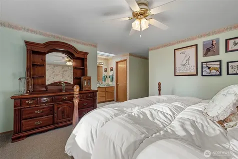 10626 25th Place NE Lake Stevens WA 98258