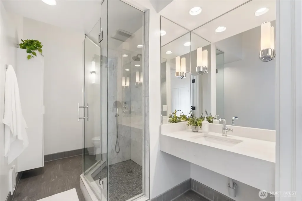 1519 3rd Avenue Seattle WA 98101