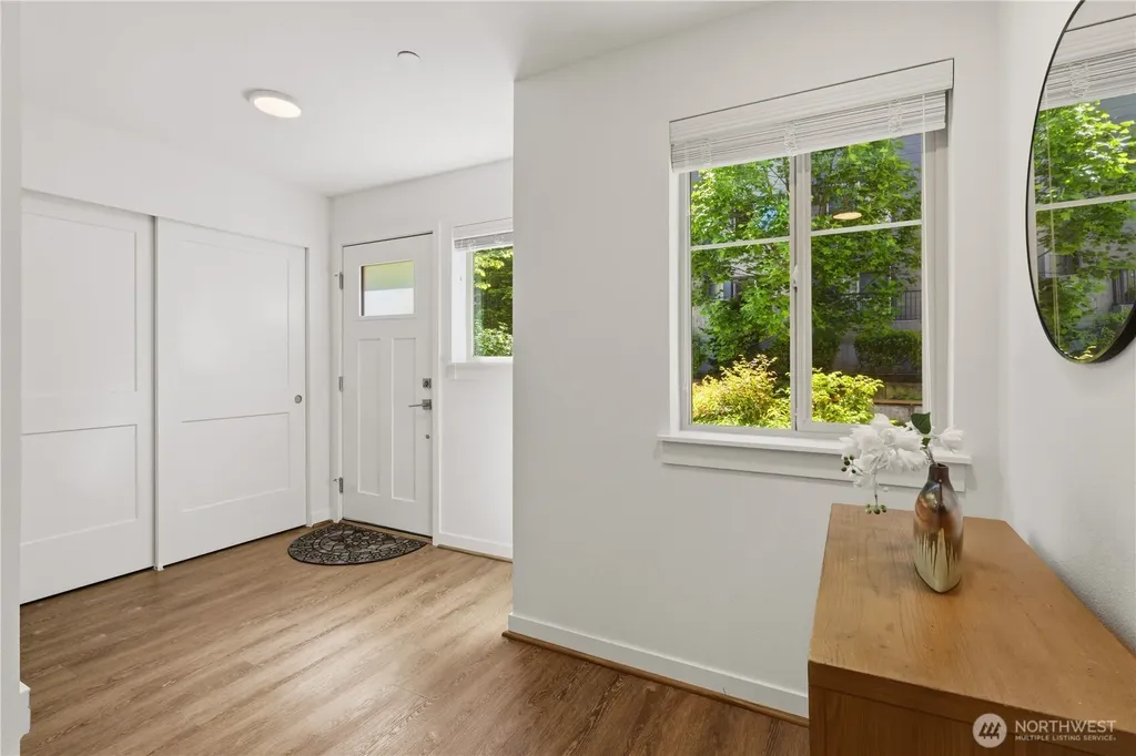15865 NE 14th Road Bellevue WA 98008