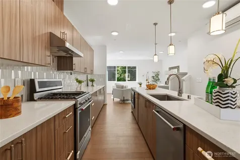 15865 NE 14th Road Bellevue WA 98008