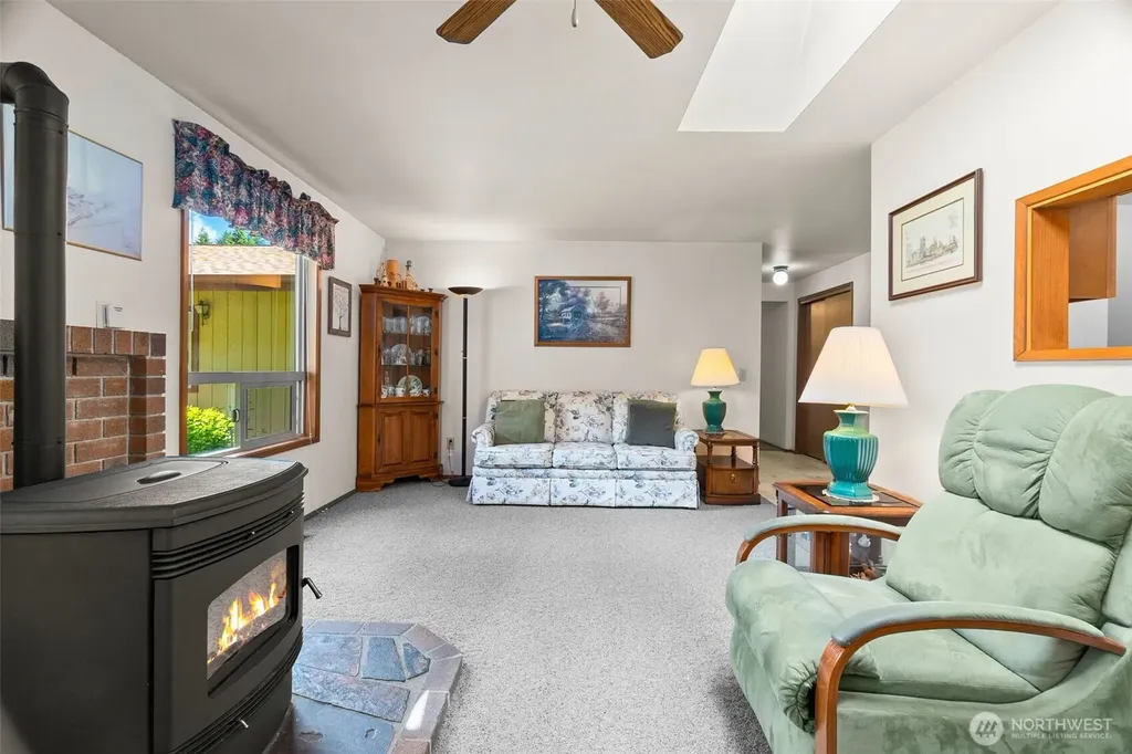 7043 Monaco Drive SE Tumwater WA 98501