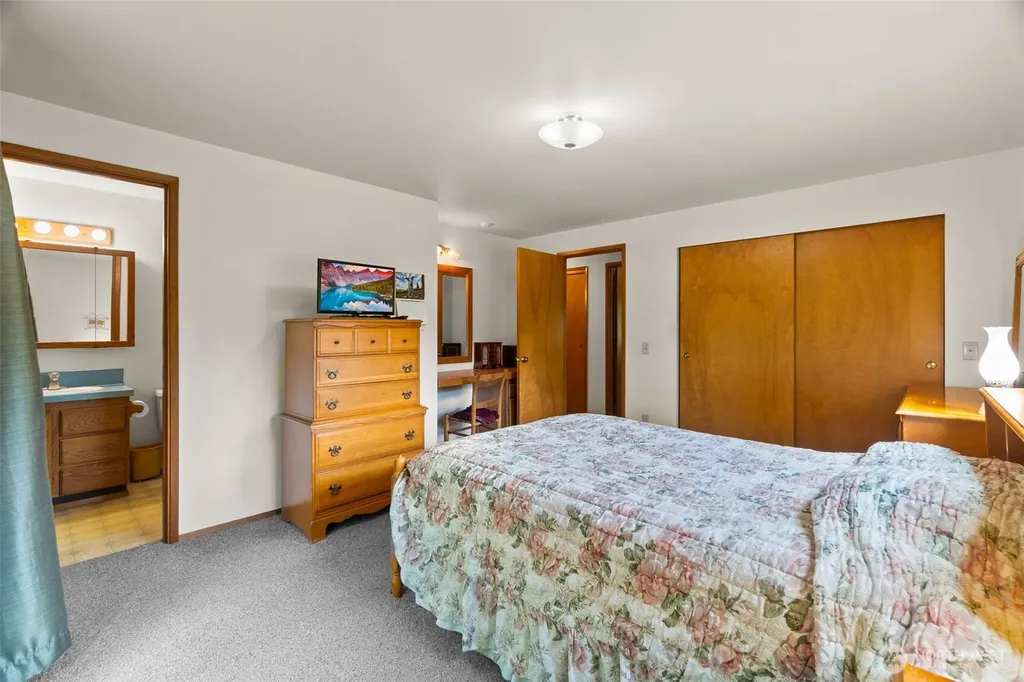 7043 Monaco Drive SE Tumwater WA 98501