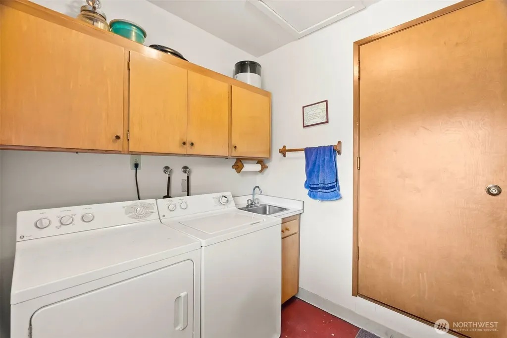 7043 Monaco Drive SE Tumwater WA 98501