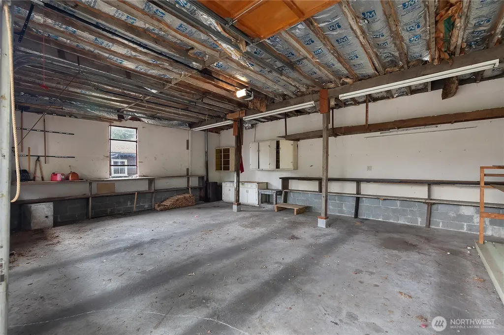 10323 48th Avenue NE Seattle WA 98125