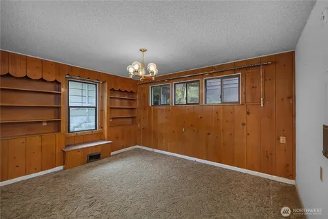 10323 48th Avenue NE Seattle WA 98125