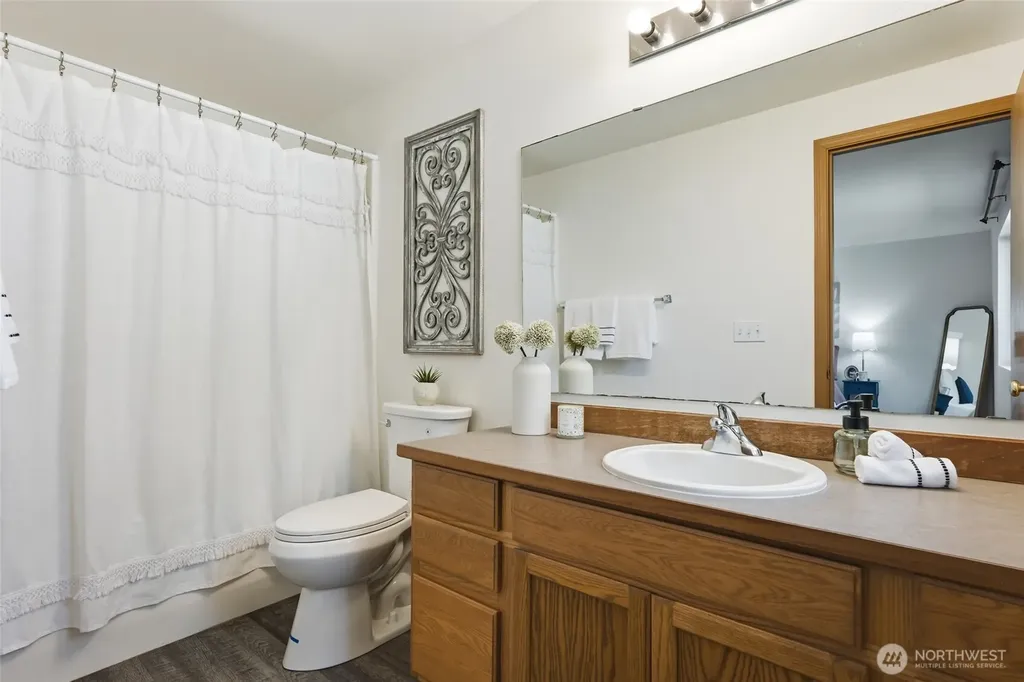 24809 52nd Avenue E Graham WA 98338
