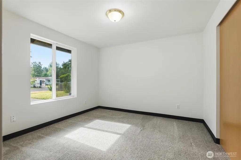 24809 52nd Avenue E Graham WA 98338