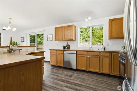 24809 52nd Avenue E Graham WA 98338