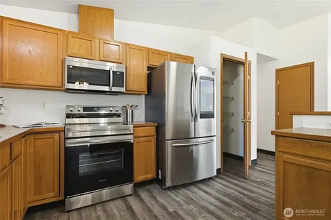 24809 52nd Avenue E Graham WA 98338