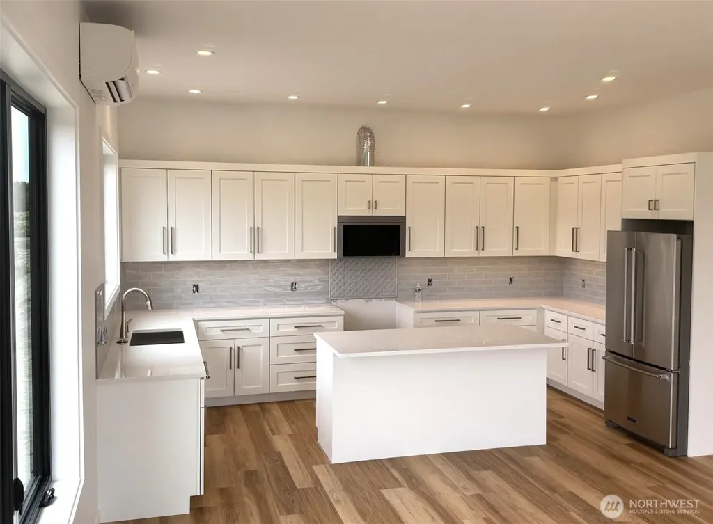 1505 Agate Lane Westport WA 98595