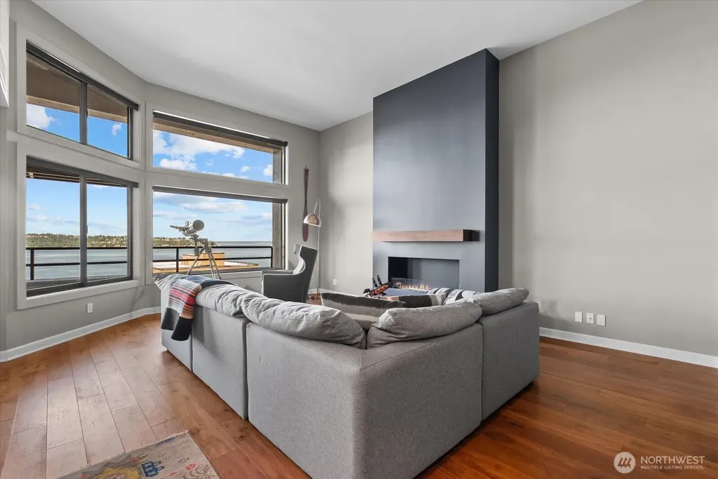 2021 1st Avenue Seattle WA 98121