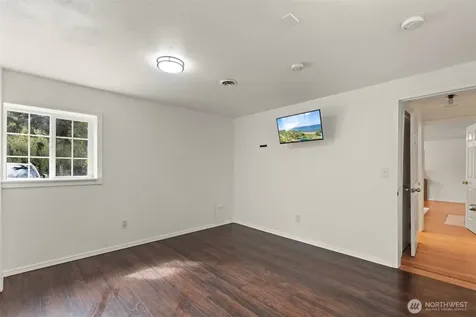 20310 5th Avenue NW Shoreline WA 98177