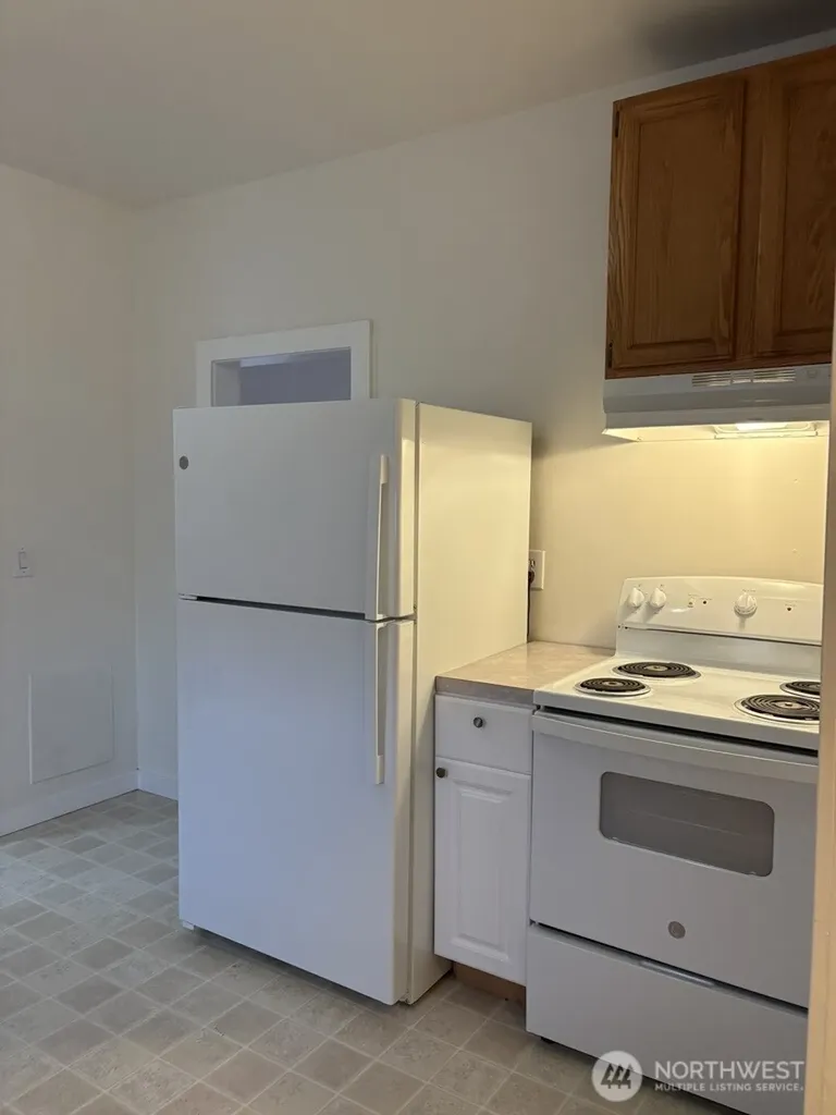 817 E 35th Street Tacoma WA 98404