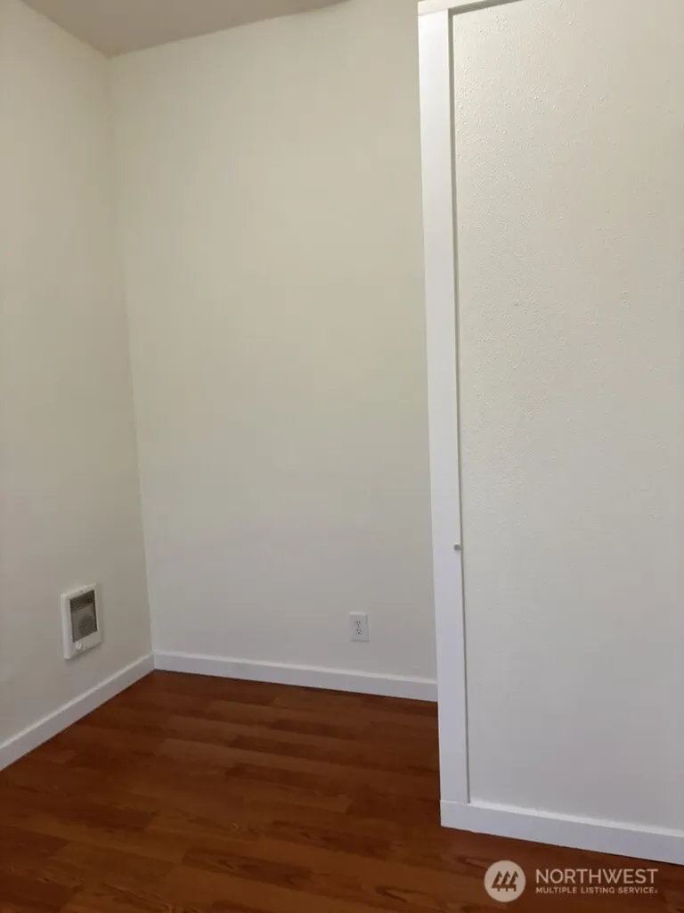 817 E 35th Street Tacoma WA 98404