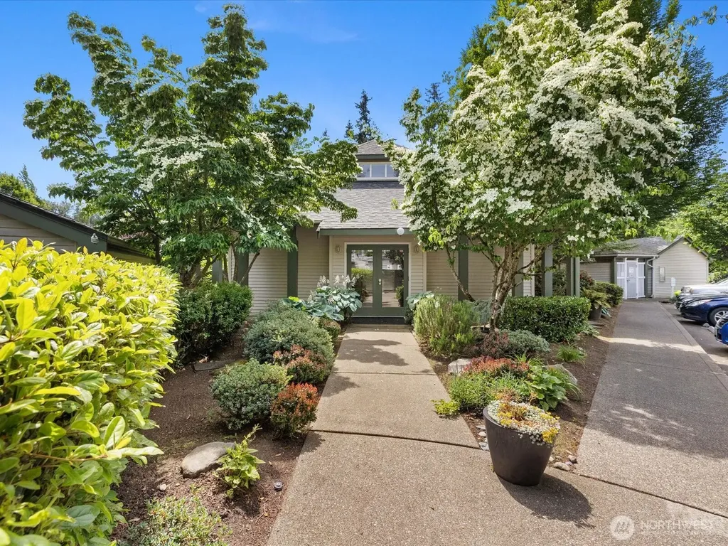 12530 Admiralty Way Everett WA 98204