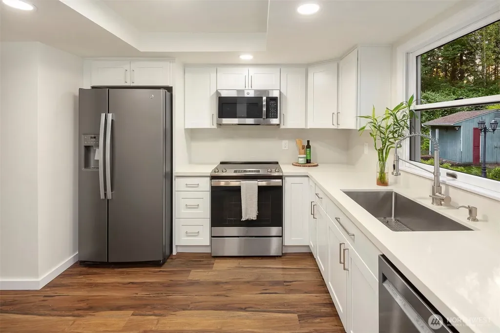 5611 240th Street SE Woodinville WA 98072