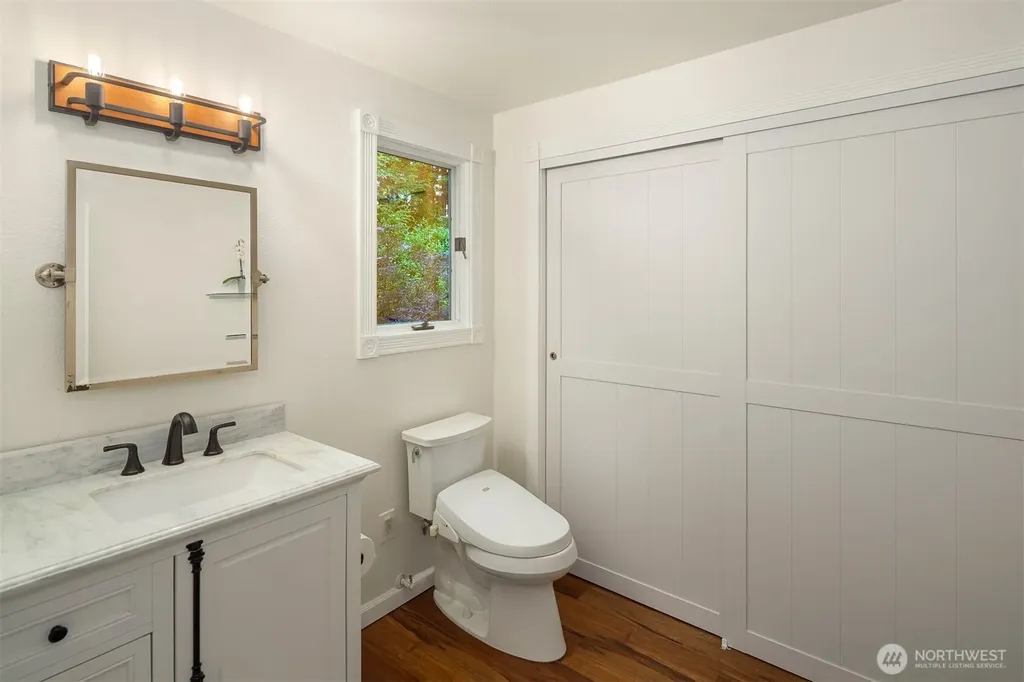 5611 240th Street SE Woodinville WA 98072