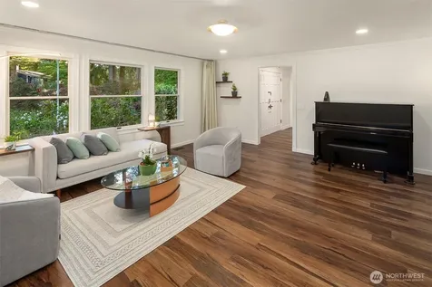5611 240th Street SE Woodinville WA 98072