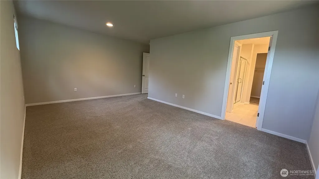 292 NE Shadowhawk Lane Bremerton WA 98311
