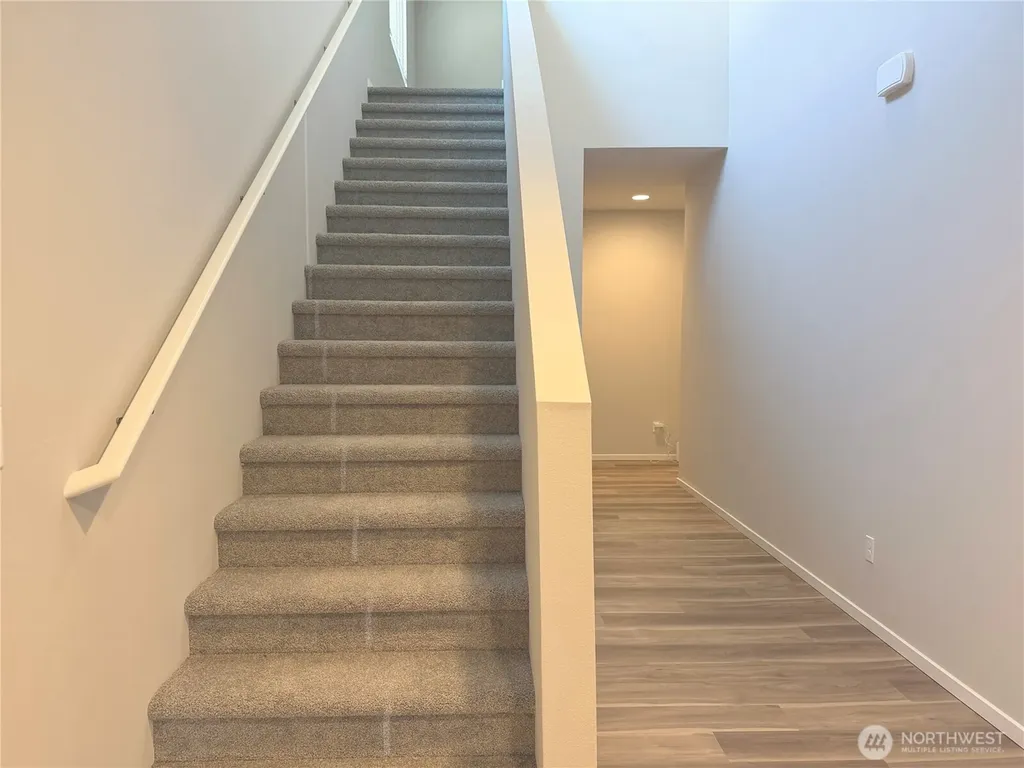 292 NE Shadowhawk Lane Bremerton WA 98311