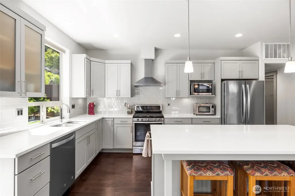 1216 Brookstone Drive Bellingham WA 98229