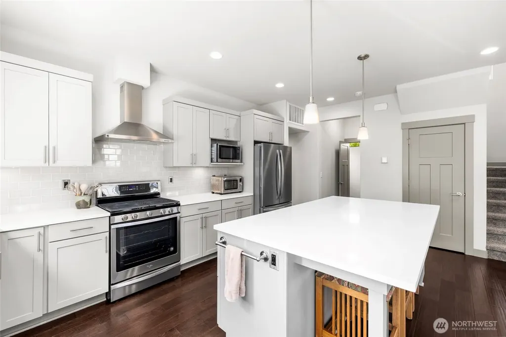 1216 Brookstone Drive Bellingham WA 98229
