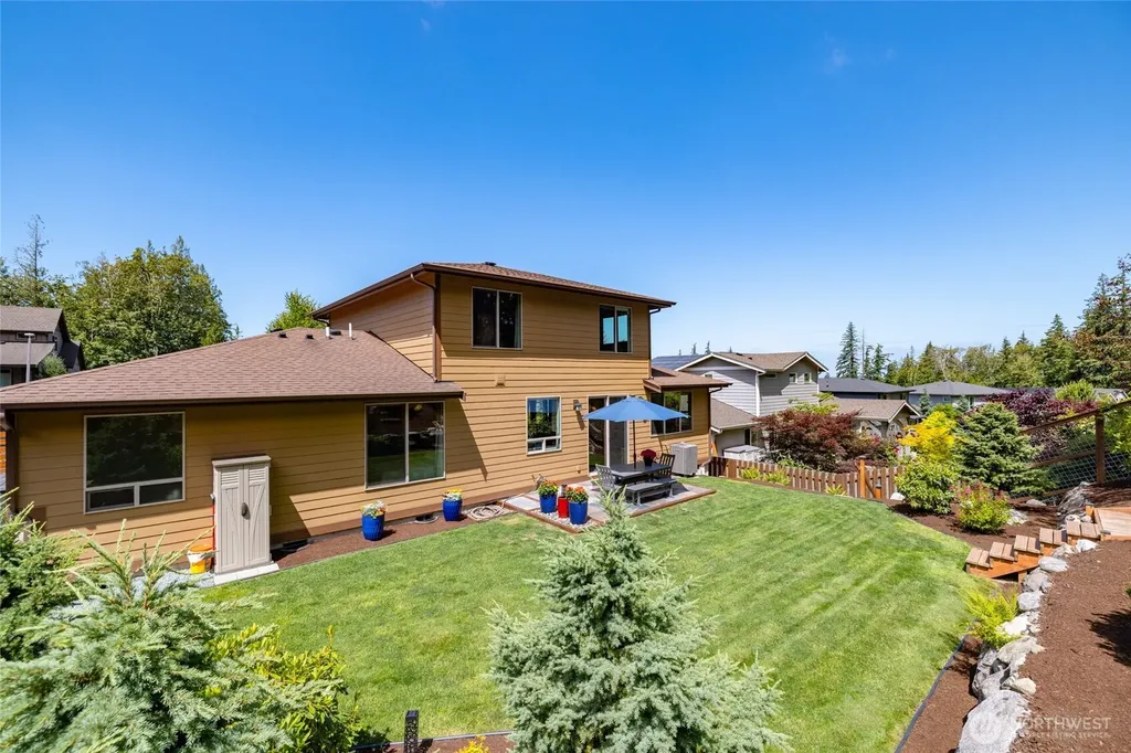 1216 Brookstone Drive Bellingham WA 98229