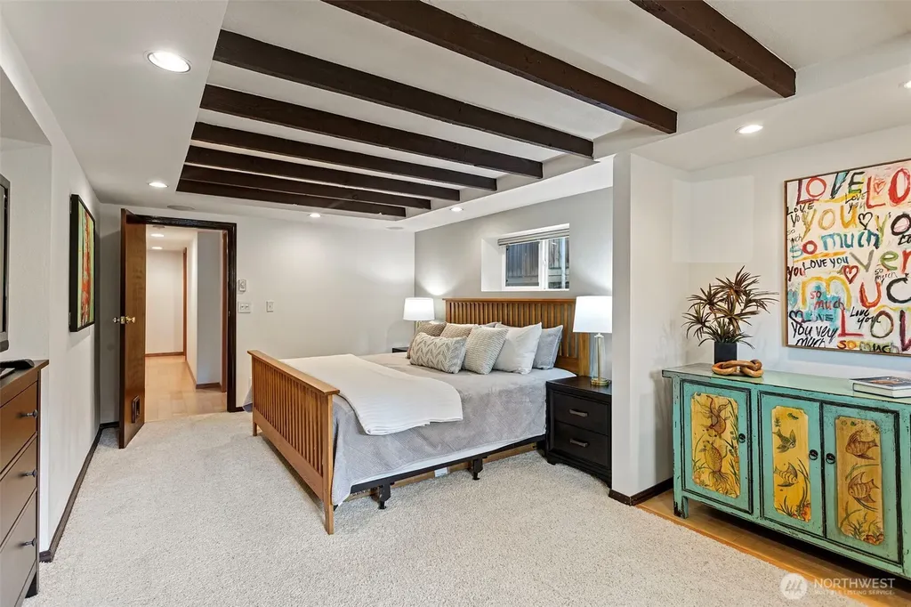 3214 S Byron Seattle WA 98144