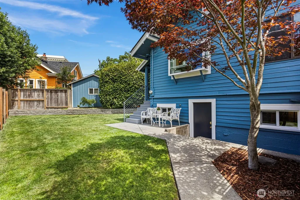 3214 S Byron Seattle WA 98144