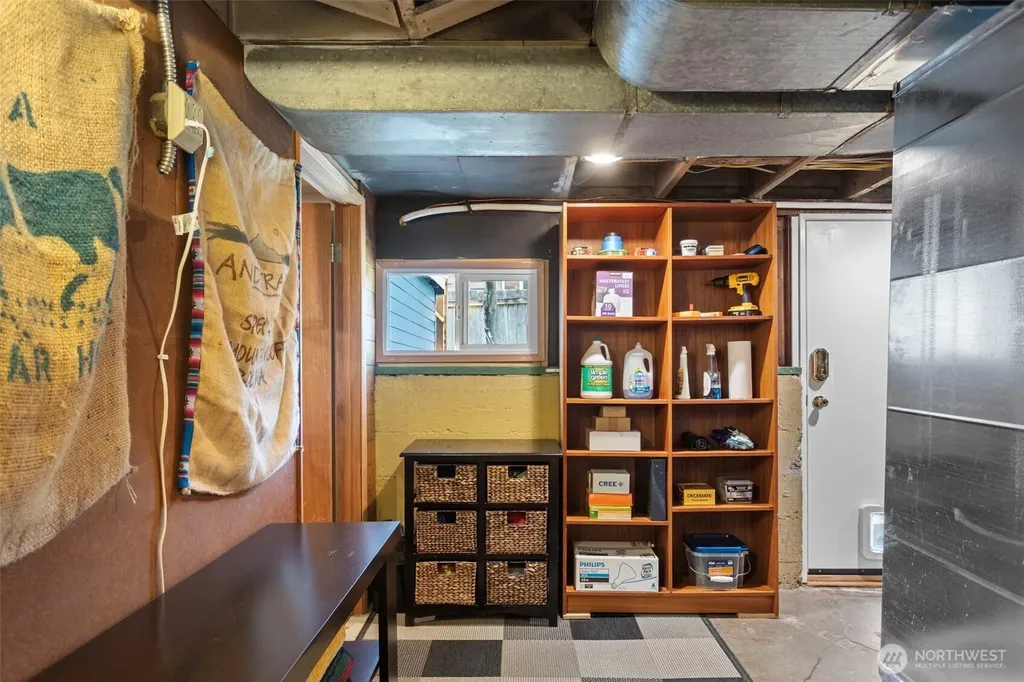3214 S Byron Seattle WA 98144