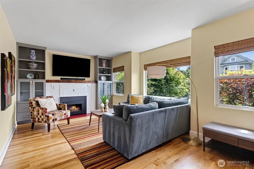 3214 S Byron Seattle WA 98144