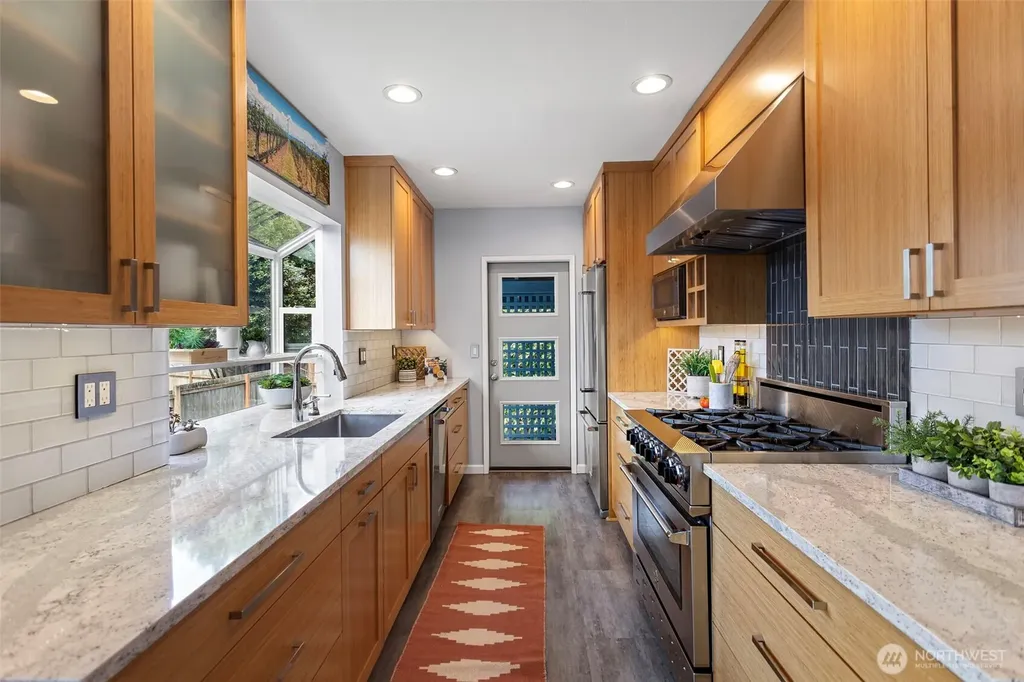 3214 S Byron Seattle WA 98144