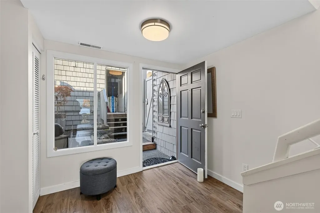 708 Poplar Drive Bellingham WA 98226