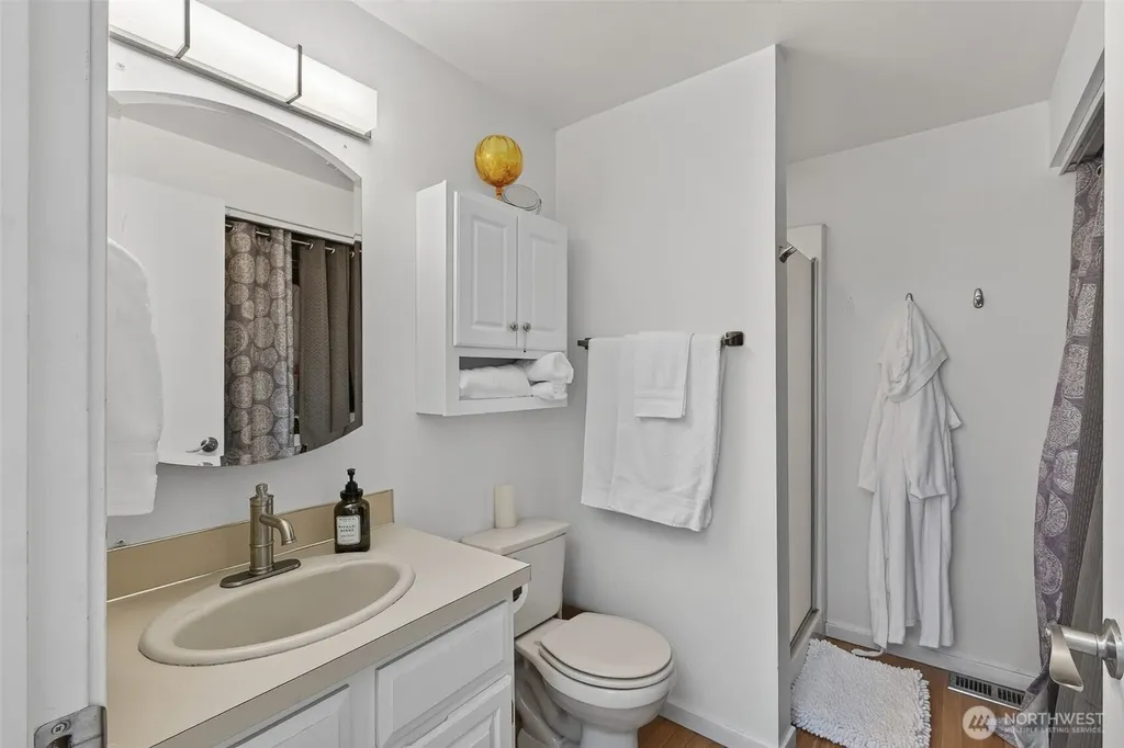 708 Poplar Drive Bellingham WA 98226