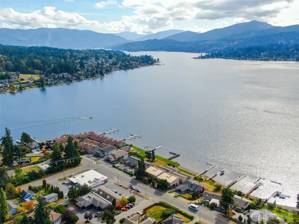 708 Poplar Drive Bellingham WA 98226