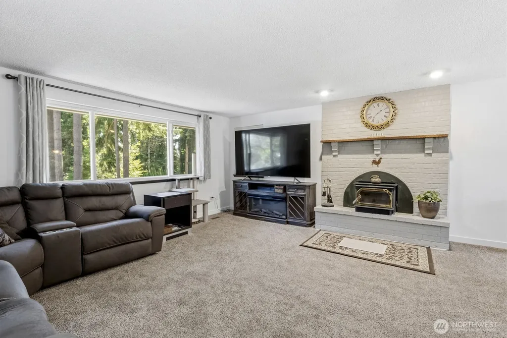 13501 119th Street E Puyallup WA 98374