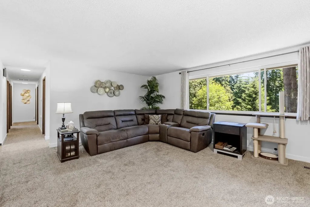 13501 119th Street E Puyallup WA 98374