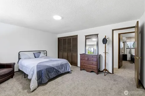 13501 119th Street E Puyallup WA 98374