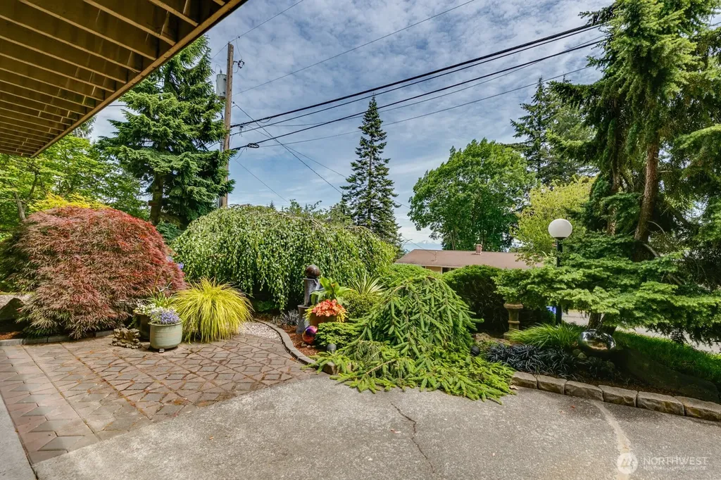 5120 Beaumont Drive Everett WA 98203
