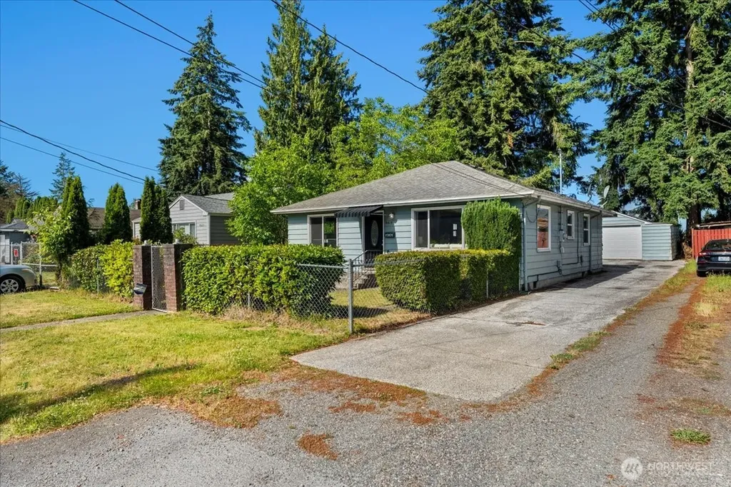 8618 Tacoma Avenue S Tacoma WA 98444