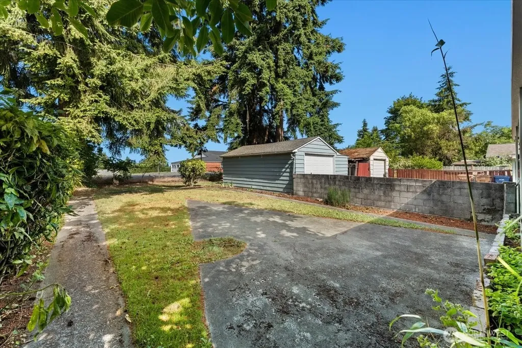 8618 Tacoma Avenue S Tacoma WA 98444