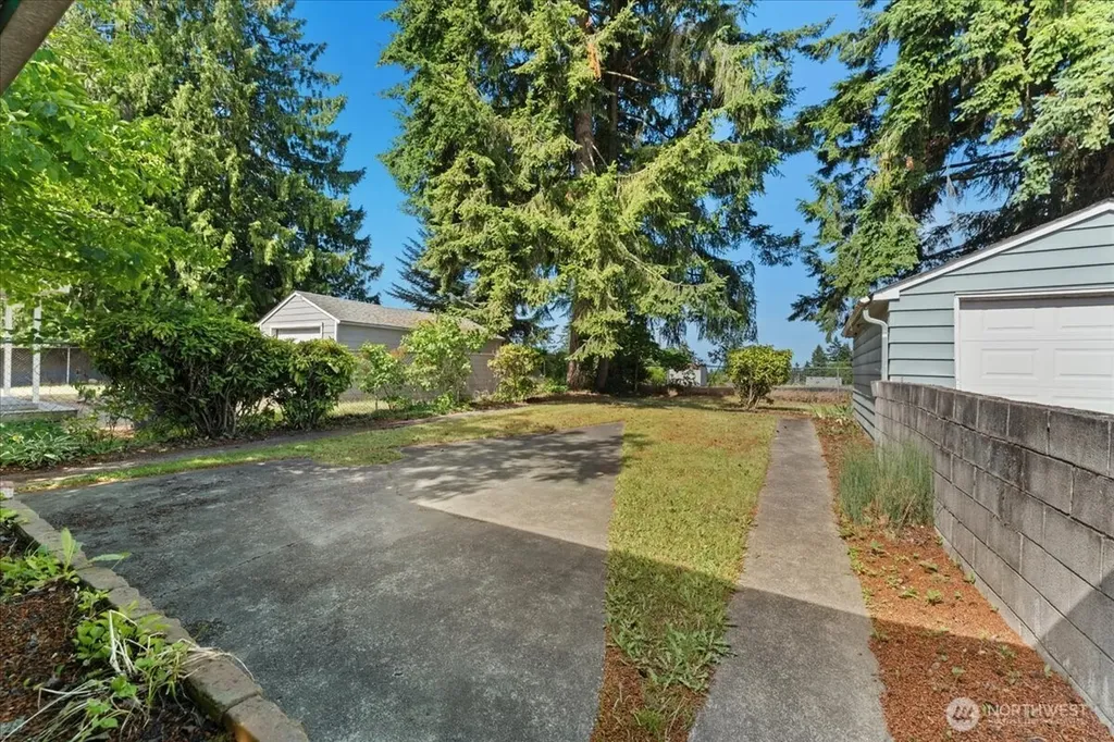 8618 Tacoma Avenue S Tacoma WA 98444