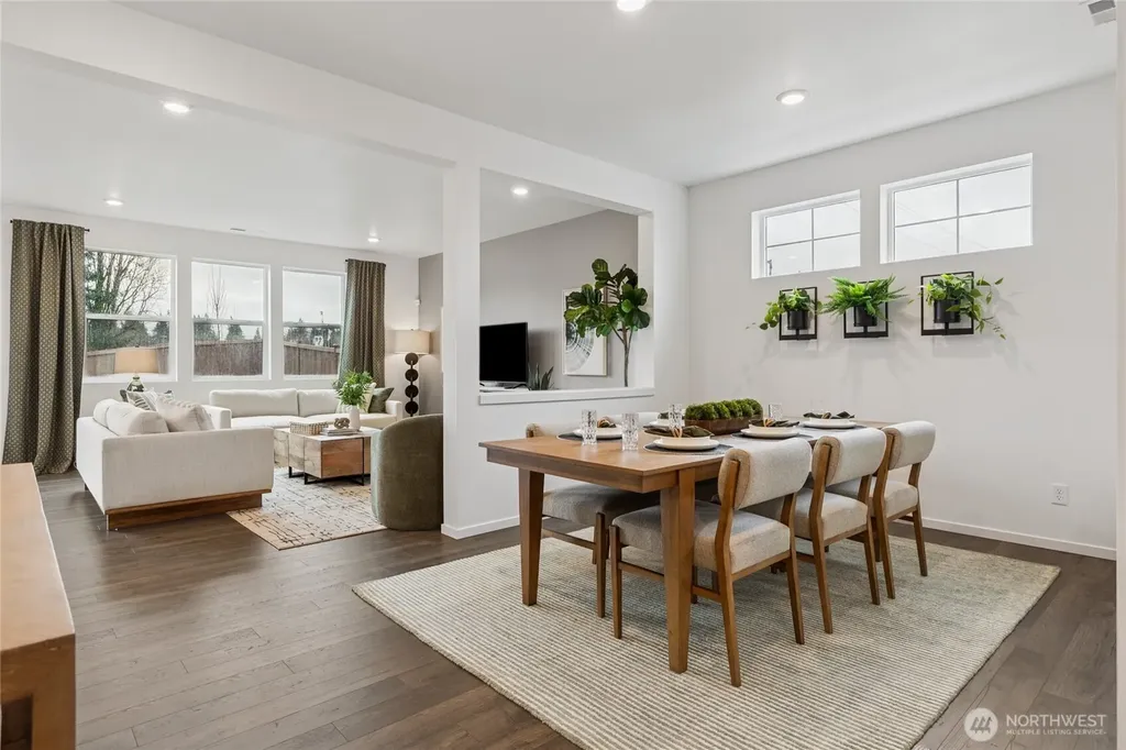 564 Wall Street Buckley WA 98321