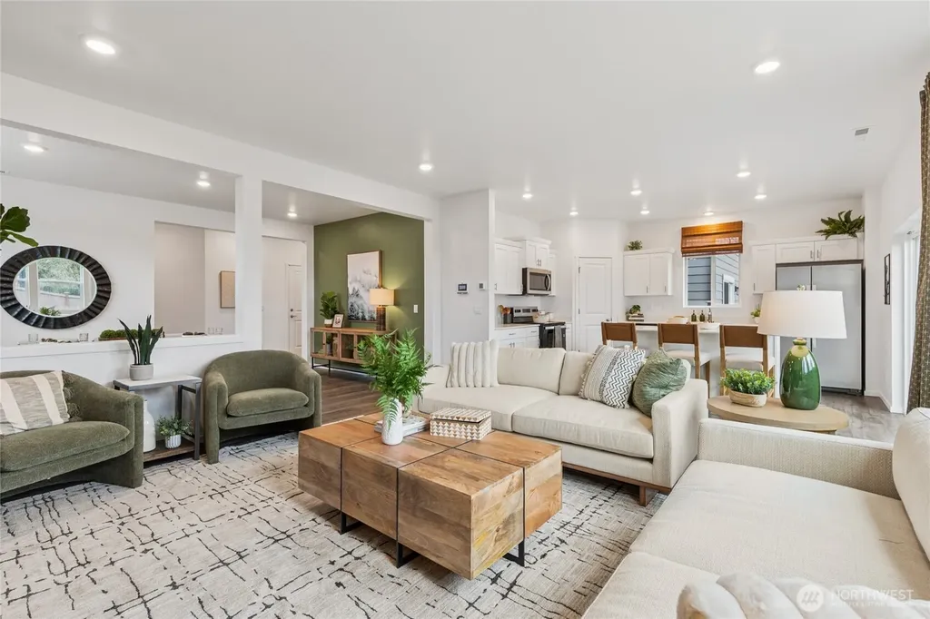 564 Wall Street Buckley WA 98321