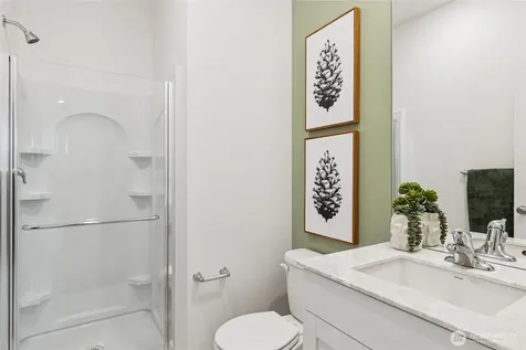 564 Wall Street Buckley WA 98321