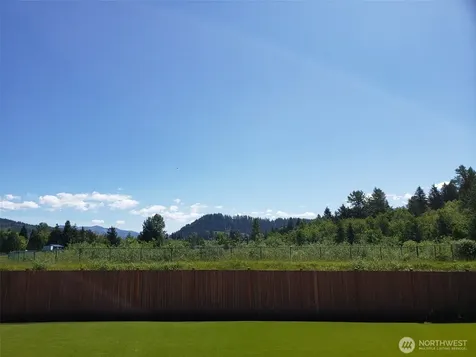 564 Wall Street Buckley WA 98321
