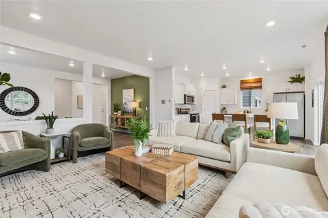 564 Wall Street Buckley WA 98321